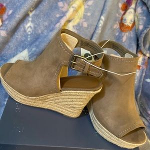 Taupe heeled wedges